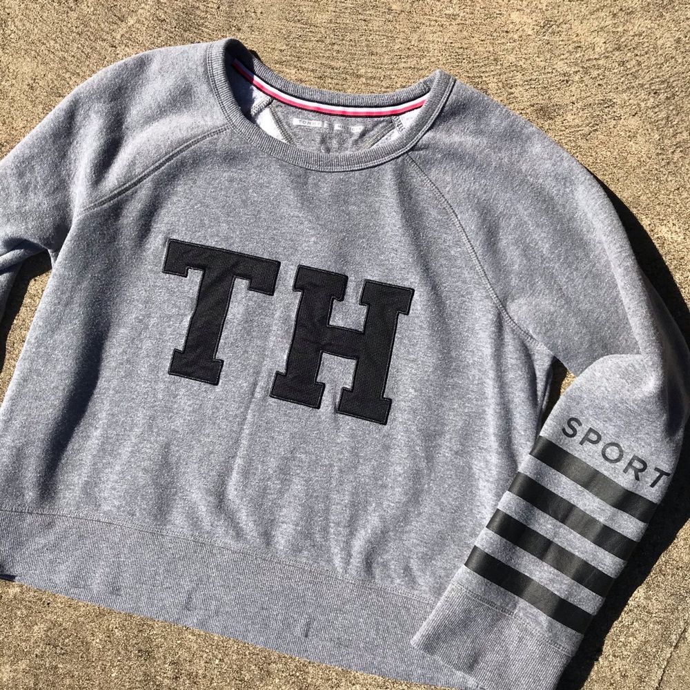 Tommy Hilfiger Sport Cropped Gray Sweater - L
